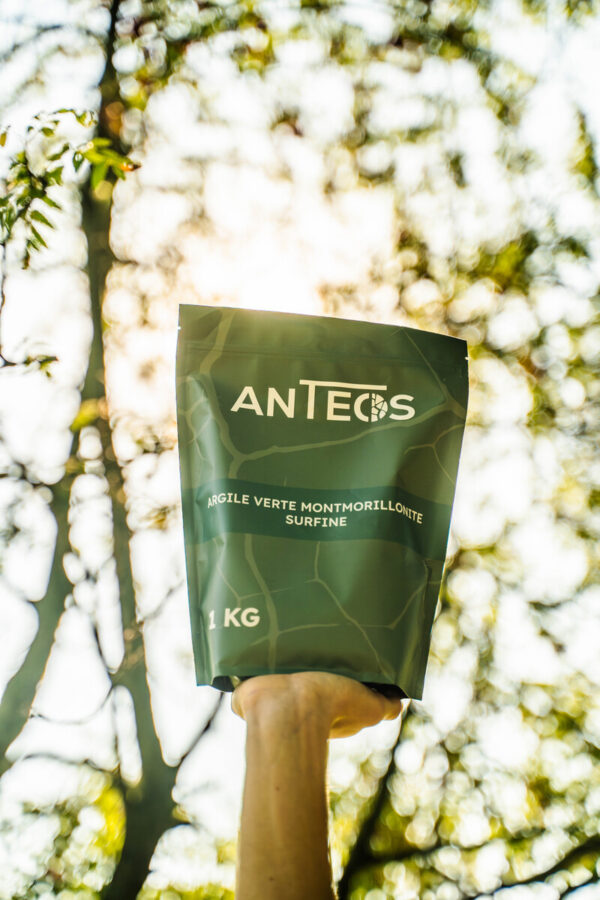 19092024-_DSC8611-Avec accentuation-Bruit Argile montmorillonite surfine - 2 kg